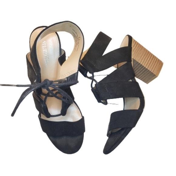 Merona Black Lace Up Open Toe Chunky Heels - Picture 3 of 10